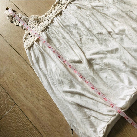 Vintage Crochet Lace Detailed Tank Top in Cream Made in USA - Picture 5 of 8